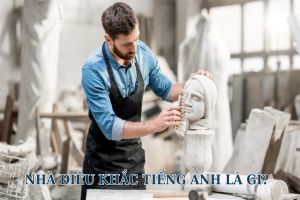 Nhà điêu khắc tiếng Anh là gì? Phát âm từ sculptor, phân biệt với carver
